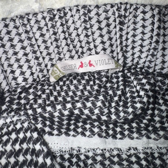 Chelsea & Violet Monochrome Patterned Maxi Skirt - Picture 3 of 6